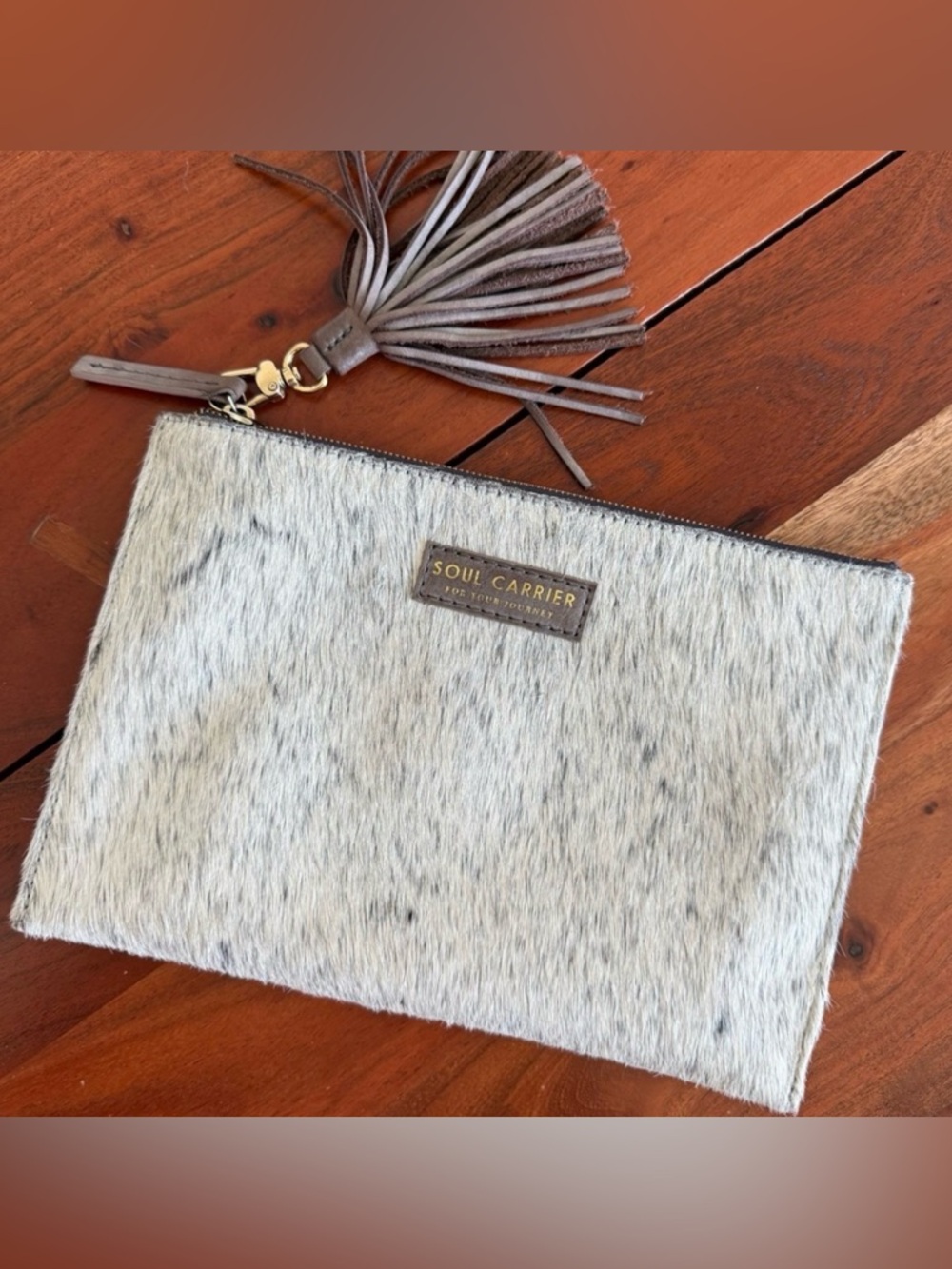 Soul Carrier Gray Cowhide Clutch